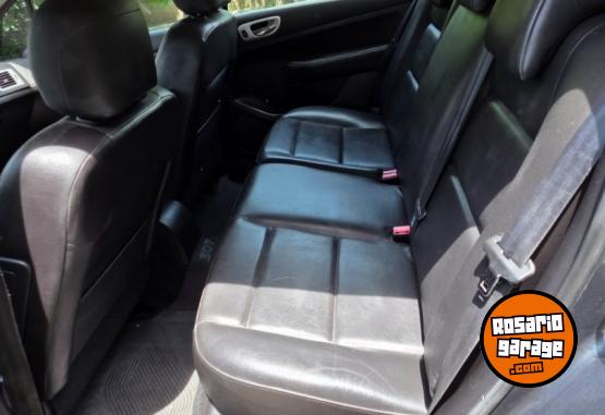 Autos - Peugeot 307 xs premium 2011 Nafta 175000Km - En Venta