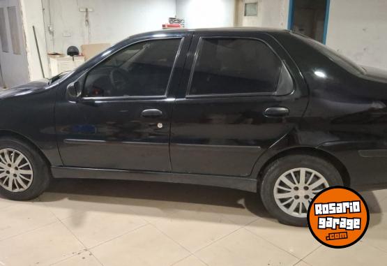 Autos - Fiat Siena 2005 GNC 236000Km - En Venta