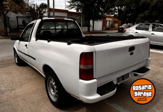 Utilitarios - Ford Courrier 2011 Nafta 120000Km - En Venta