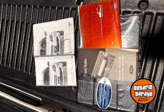 Utilitarios - Ford Courrier 2011 Nafta 120000Km - En Venta