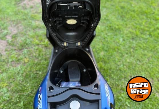 Motos - Yamaha RAY ZR 125 FI 2023 Nafta 9000Km - En Venta