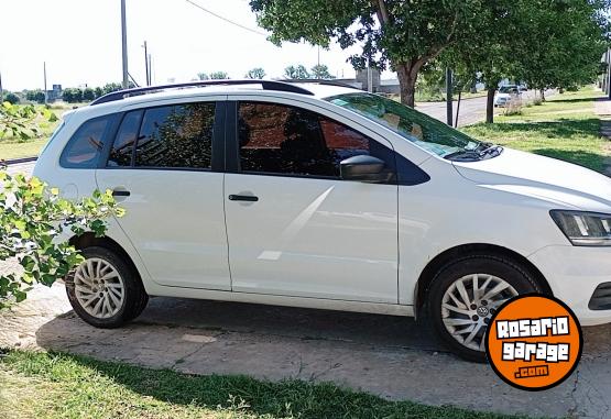 Autos - Volkswagen Suran 2016 Nafta 163500Km - En Venta
