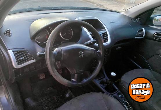 Autos - Peugeot Compact 2010 Nafta 200Km - En Venta