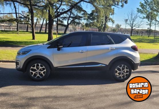 Autos - Renault CAPTUR 2020 Nafta 60000Km - En Venta