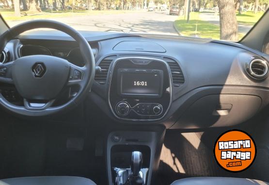 Autos - Renault CAPTUR 2020 Nafta 60000Km - En Venta