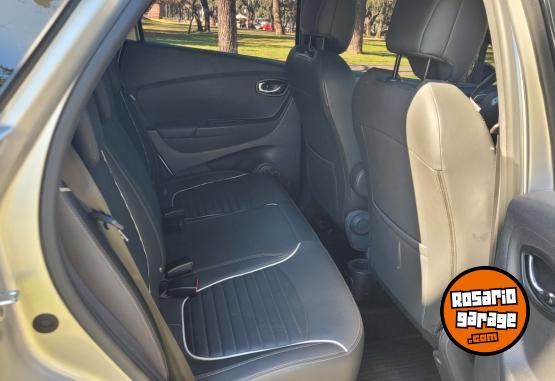 Autos - Renault CAPTUR 2020 Nafta 60000Km - En Venta