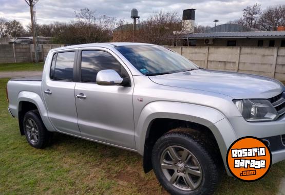 Camionetas - Volkswagen AMAROK HIGHLINE 4X2 MT 2014 Diesel 209000Km - En Venta