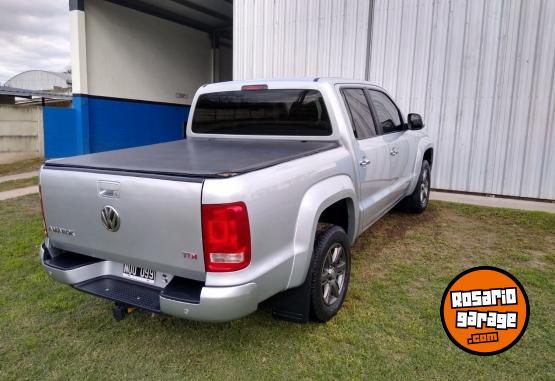 Camionetas - Volkswagen AMAROK HIGHLINE 4X2 MT 2014 Diesel 209000Km - En Venta