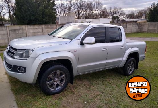 Camionetas - Volkswagen AMAROK HIGHLINE 4X2 MT 2014 Diesel 209000Km - En Venta