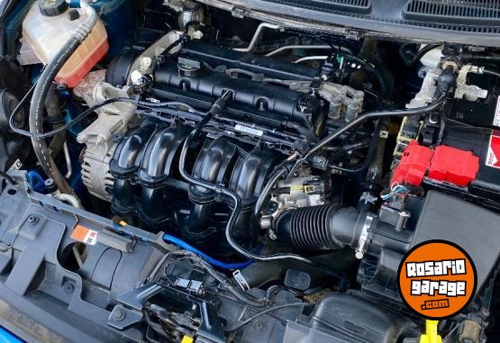 Autos - Ford Fiesta Kinetic SE 2019 Nafta 72000Km - En Venta