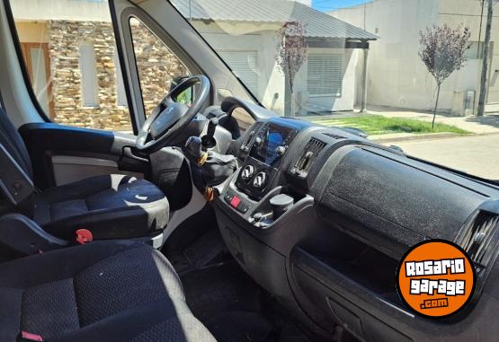 Utilitarios - Peugeot Boxer 2017 2017 Diesel 196000Km - En Venta