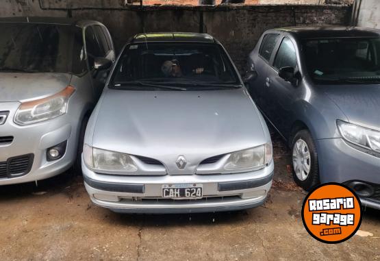 Autos - Renault Megane 1998 Nafta 160000Km - En Venta