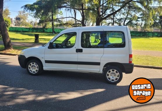 Utilitarios - Peugeot PARTNER PATAGONICA 2021 Diesel 68000Km - En Venta