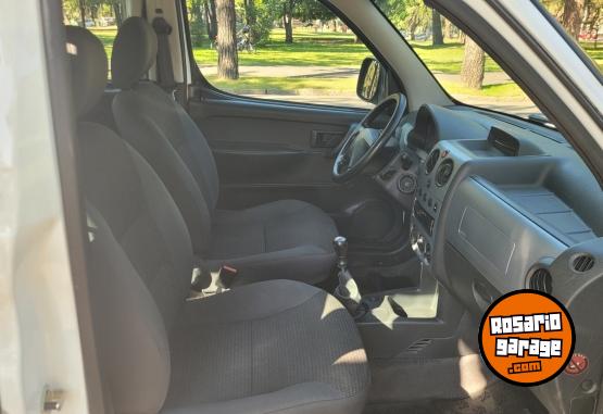 Utilitarios - Peugeot PARTNER PATAGONICA 2021 Diesel 68000Km - En Venta