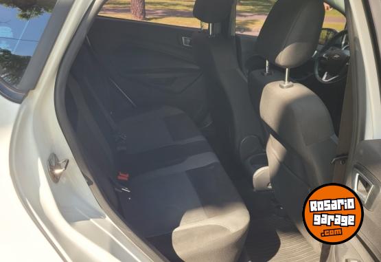 Autos - Ford FIESTA KINETIC 2018 Nafta 56000Km - En Venta