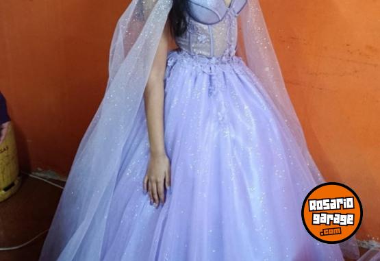 Indumentaria - Vendo vestido de 15 seminuevos - En Venta