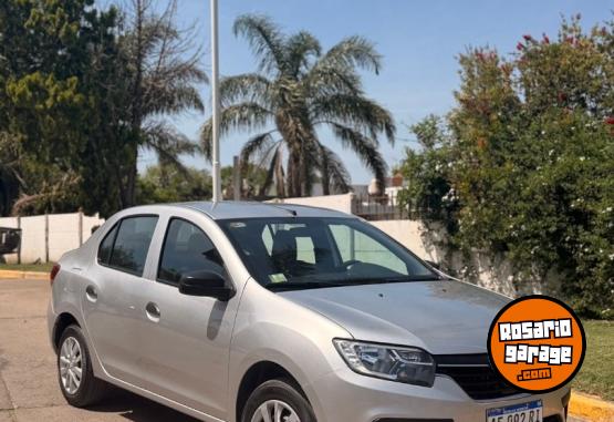 Autos - Renault Logan 2020 Nafta 80000Km - En Venta