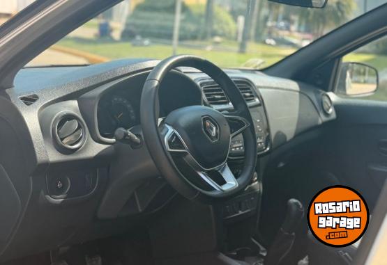 Autos - Renault Logan 2020 Nafta 80000Km - En Venta