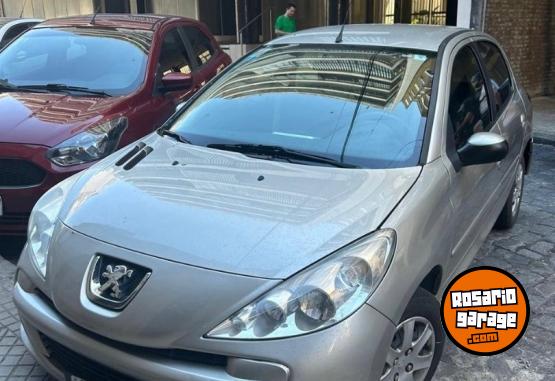 Autos - Peugeot 207 Compact 2014 Nafta 97000Km - En Venta