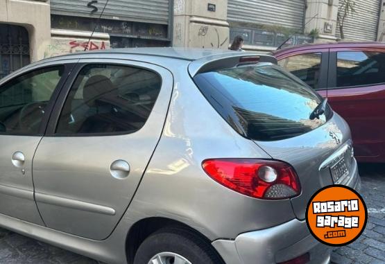 Autos - Peugeot 207 Compact 2014 Nafta 97000Km - En Venta
