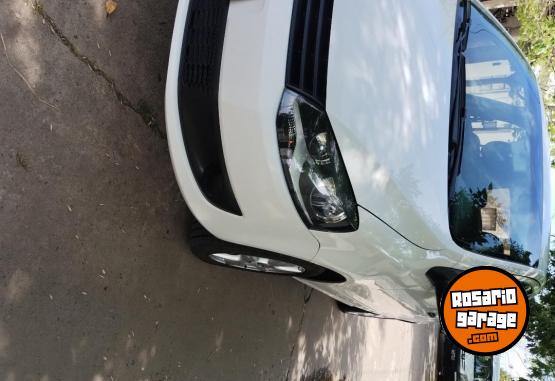 Autos - Volkswagen Fox 1.6 5p Confortline 2013 Nafta 122000Km - En Venta