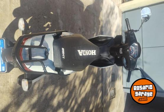 Motos - Honda Wave 2023 Nafta 7062Km - En Venta