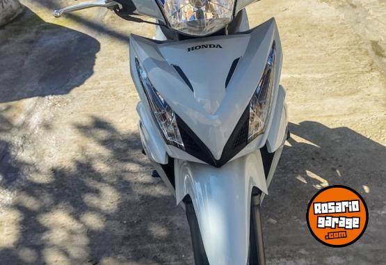 Motos - Honda Wave 2023 Nafta 7062Km - En Venta