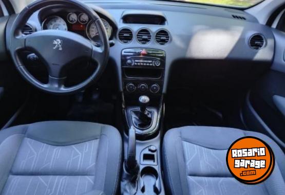 Autos - Peugeot 308 C/Navegador 2018 Nafta 125896Km - En Venta