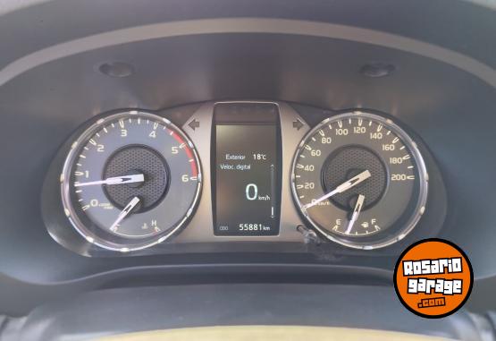 Camionetas - Toyota Hilux DC SR 2.4 TDI MT 2023 Diesel 55880Km - En Venta