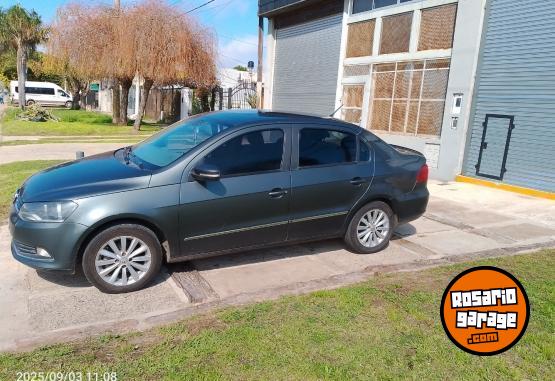 Autos - Volkswagen Voyage higlinne 2016 GNC 106000Km - En Venta