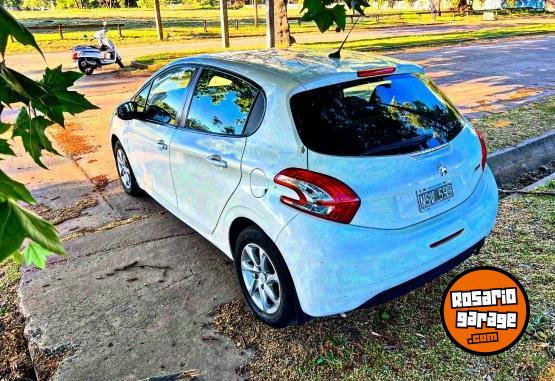 Autos - Peugeot 208 2014 Nafta 115000Km - En Venta