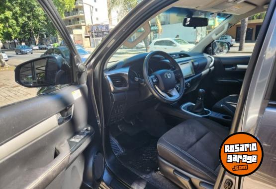 Camionetas - Toyota HILUX SRV 2.8 2016 Diesel - En Venta
