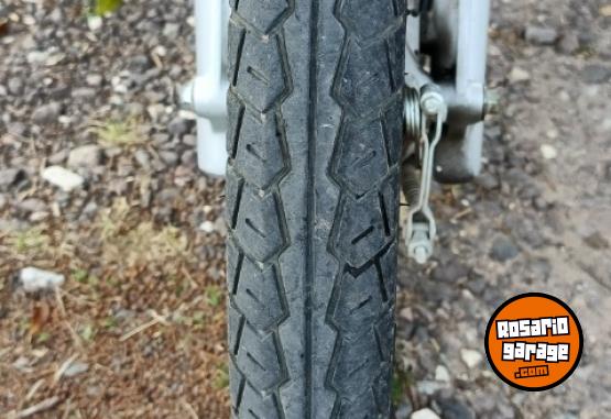 Motos - Zanella Zb 110cc 2017 Nafta 4000Km - En Venta