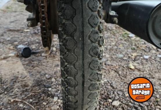 Motos - Zanella Zb 110cc 2017 Nafta 4000Km - En Venta