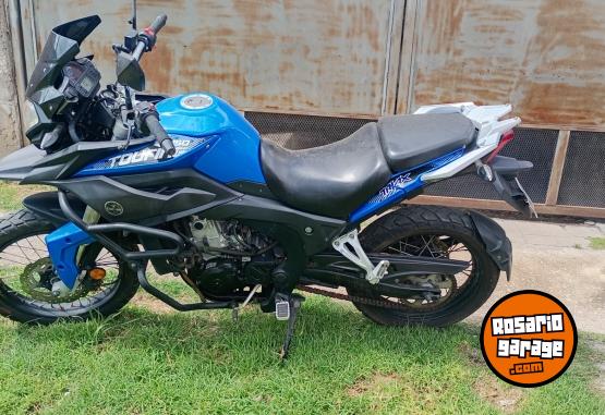 Motos - Corven Touring 250 2016 Nafta 22000Km - En Venta