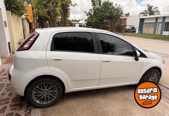 Autos - Fiat Punto Attractive 1.4 2014 GNC 170000Km - En Venta