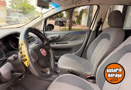 Autos - Fiat Punto Attractive 1.4 2014 GNC 170000Km - En Venta