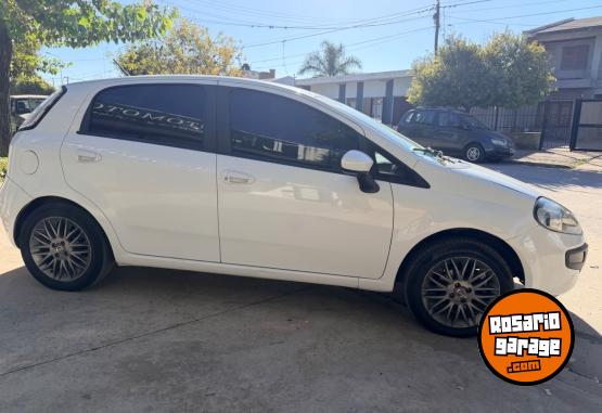 Autos - Fiat Punto Attractive 1.4 2014 GNC 170000Km - En Venta