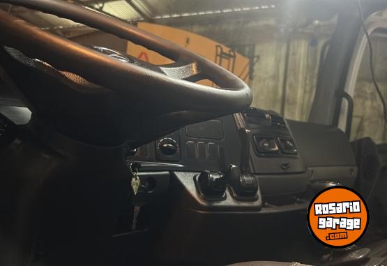 Camiones y Grúas - Atego 1725 - En Venta