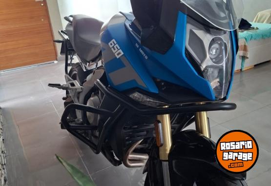 Motos - CF 650 MT 2022 Nafta 30000Km - En Venta