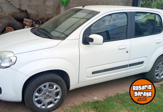 Autos - Fiat Uno Attractive 2012 Nafta 85000Km - En Venta