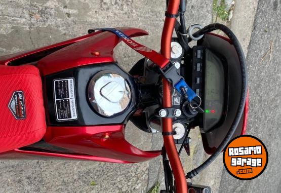 Motos - Honda Xr Tornado 2017 Nafta 10000Km - En Venta