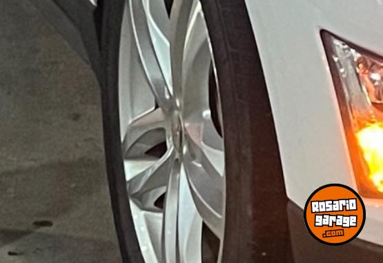 Accesorios para Autos - Juego de 2 Cubiertas 235x50x19 - En Venta