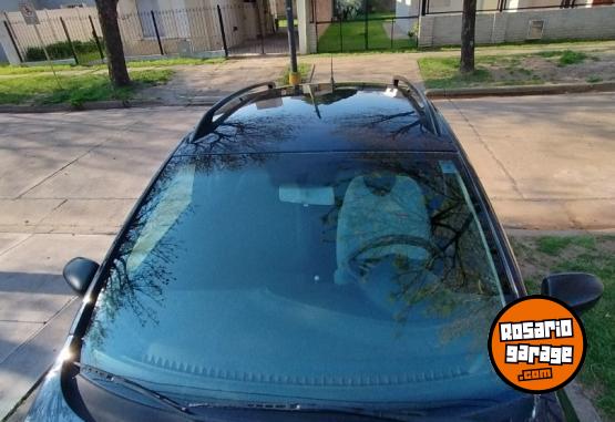 Autos - Volkswagen Suran Confortline 2012 Nafta 165000Km - En Venta