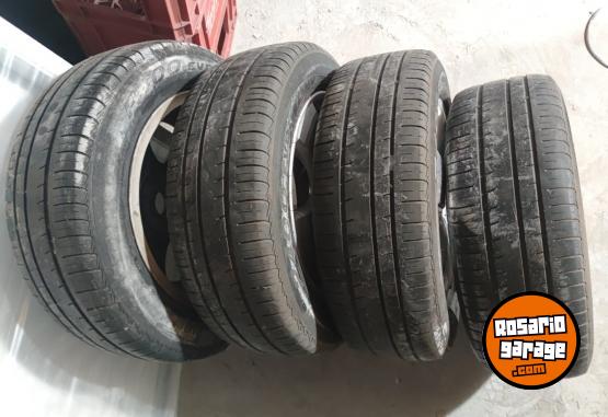 Accesorios para Autos - Llantas 15 Volkswagen Bora. $300.000 las 4. NO BAJO PRECIO - En Venta