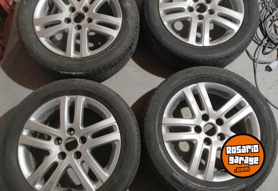 Accesorios para Autos - Llantas 16 Volkswagen Vento Impecables $350.000 las 4. NO BAJO PRECIO - En Venta