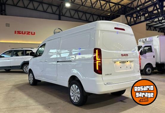 Utilitarios - Shineray 2.0 NAFTA M/T M7 FURGON 2025 Nafta 0Km - En Venta