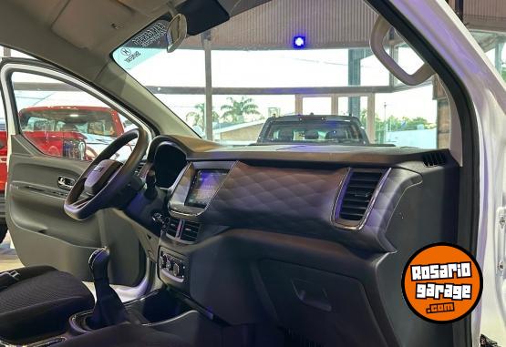 Utilitarios - Shineray 2.0 NAFTA M/T M7 FURGON 2025 Nafta 0Km - En Venta