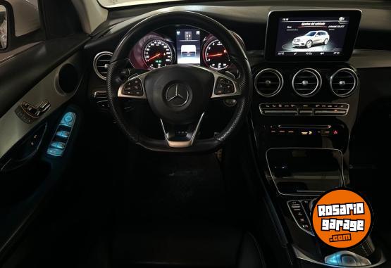 Autos - Mercedes Benz GLC 300 2018 Nafta 172000Km - En Venta