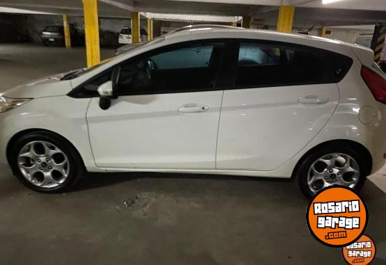 Autos - Ford fiesta kinetic titanium 2013 Nafta 51000Km - En Venta